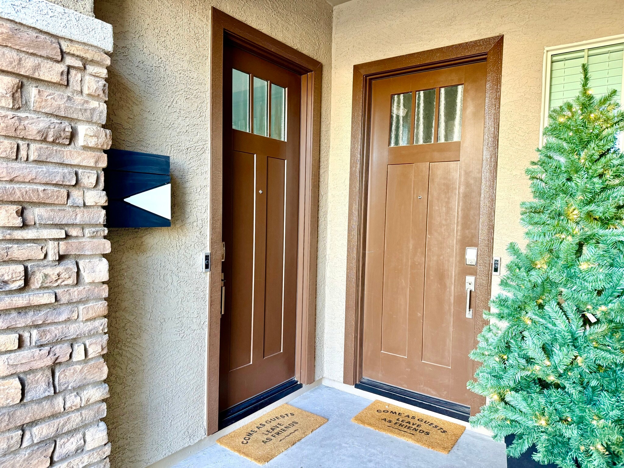 Building Photo - 4013 W Buist Ave