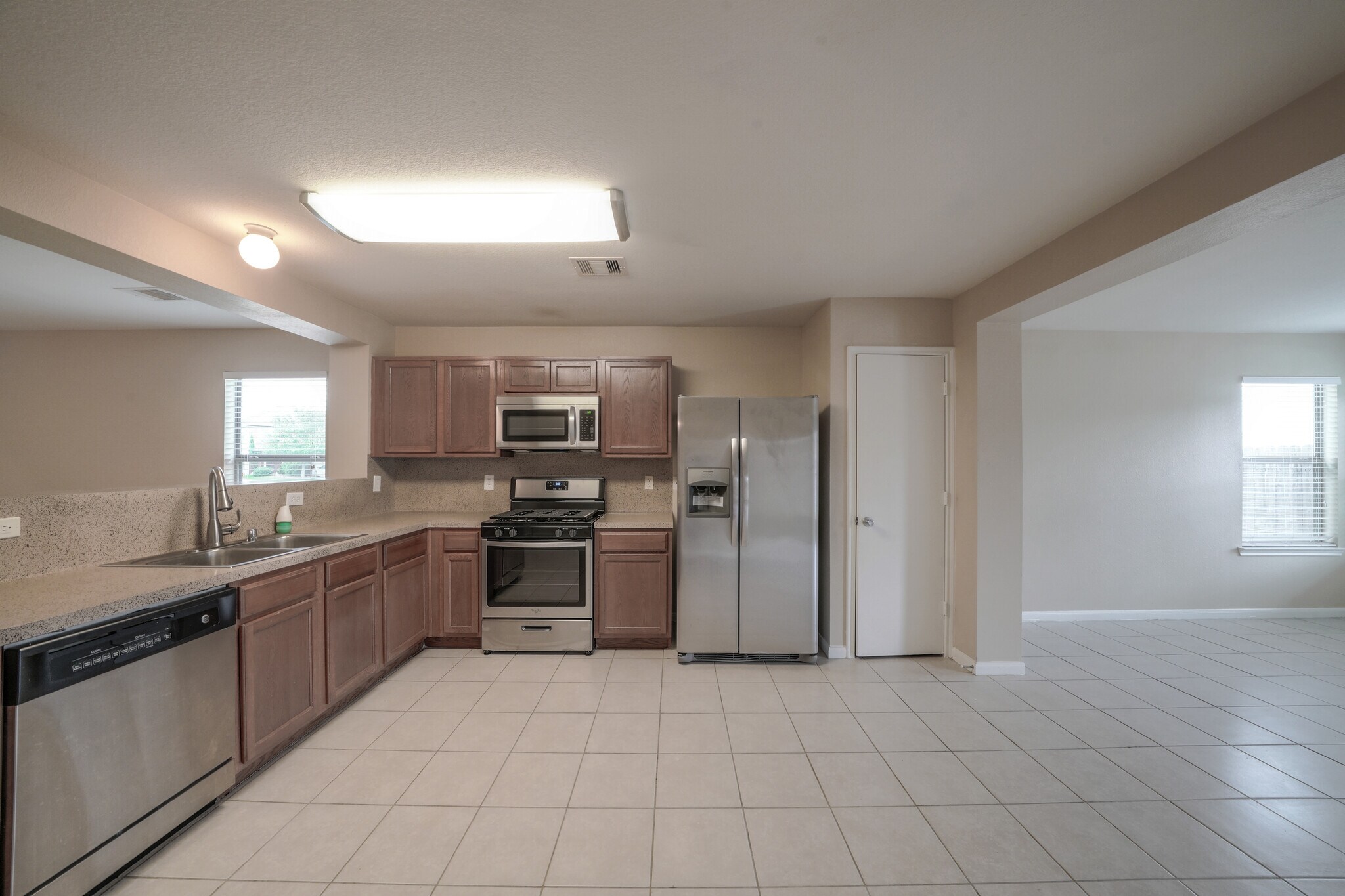 Building Photo - 20727 Cypress Crescent Ln