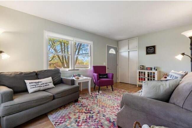 Building Photo - Gorgeous 4BR/2BA Home with Finished Lower ...