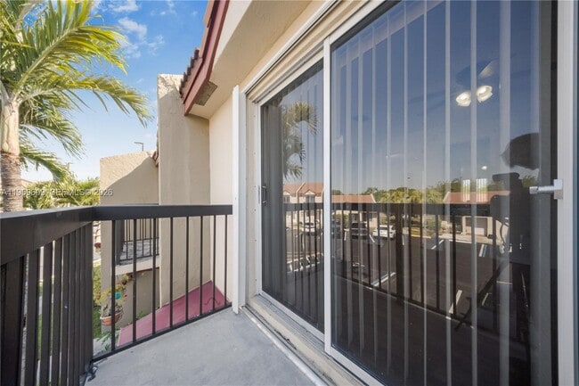 Building Photo - 6110 SW 129th Pl