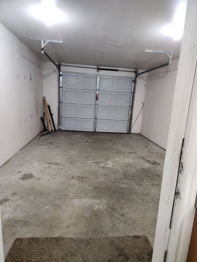 Building Photo - 215-217 K Street -Duplex