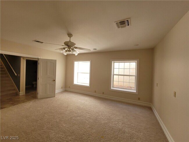 Building Photo - 5110 N Valadez St