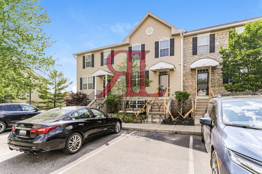 Building Photo - 323 Oxford Oak Dr