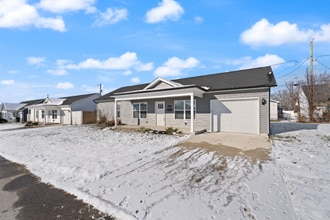 Building Photo - 118 Clark Rd