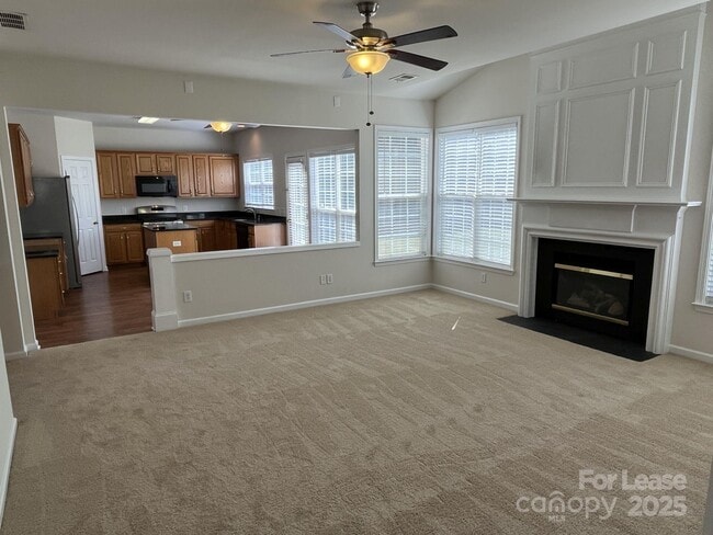 Building Photo - 11211 Maplehurst Dr