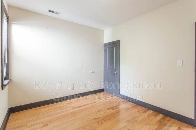 Building Photo - 1826 W Norris St