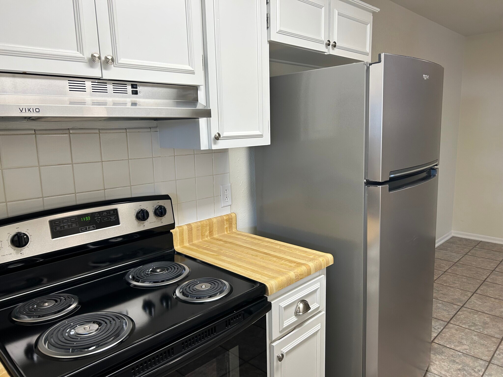 Building Photo - 309 Briarwood Dr