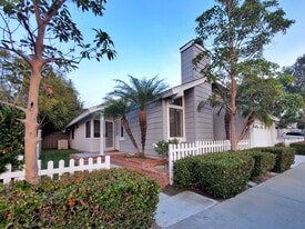 Building Photo - 5 Amberleaf