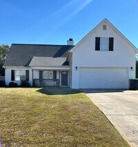 Building Photo - 204 Franklin Sq - Beautifully Updated Home in Bonaire