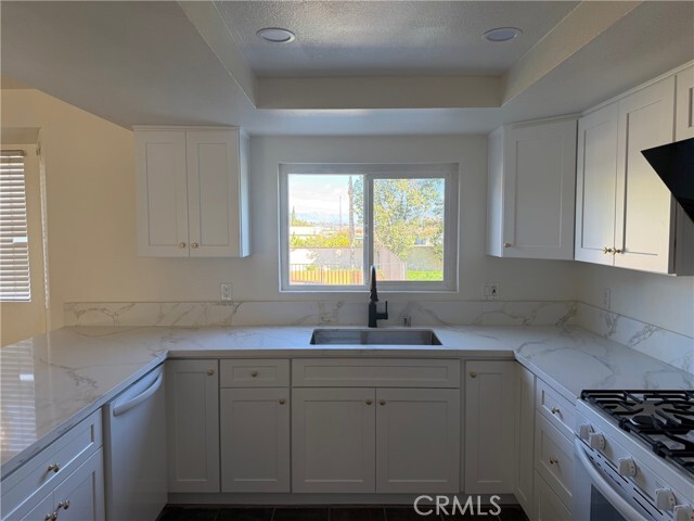 Building Photo - 723 Ford St