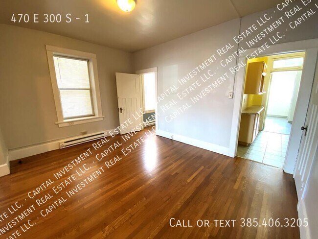 Building Photo - 470 E 300 S