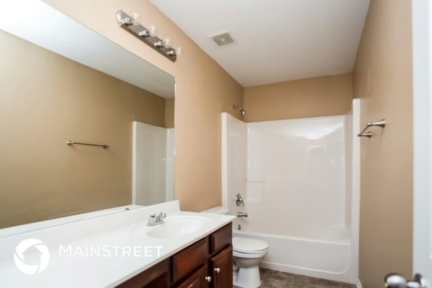 Building Photo - 6237 Selborn Dr SW