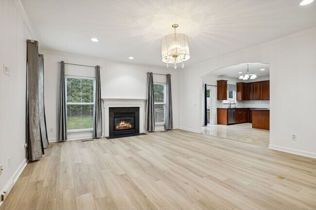 Building Photo - Located in the highly desirable McKays Mill community in Franklin, TN