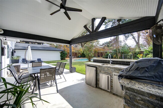 Building Photo - 1215 Bethlehem St