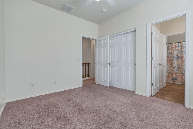 Building Photo - 5111 W El Cortez Trail