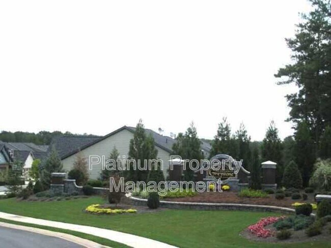 Building Photo - 2635 Runnymede Ct