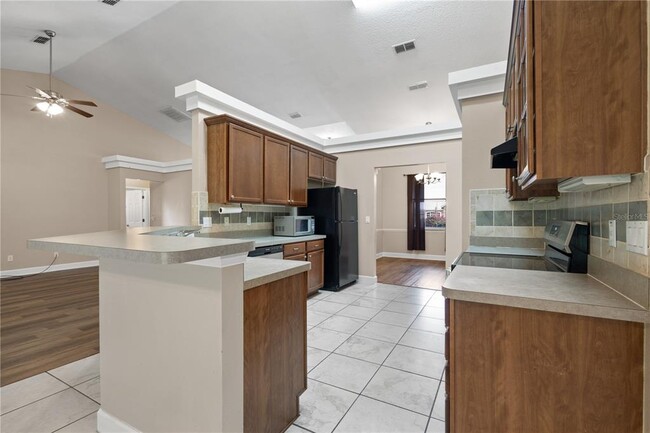 Building Photo - 5320 SW 115th Loop