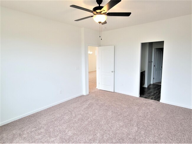 Building Photo - 5112 Limerick Ct.