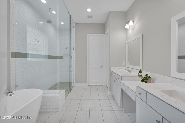 Building Photo - 247 Huguenot Ln