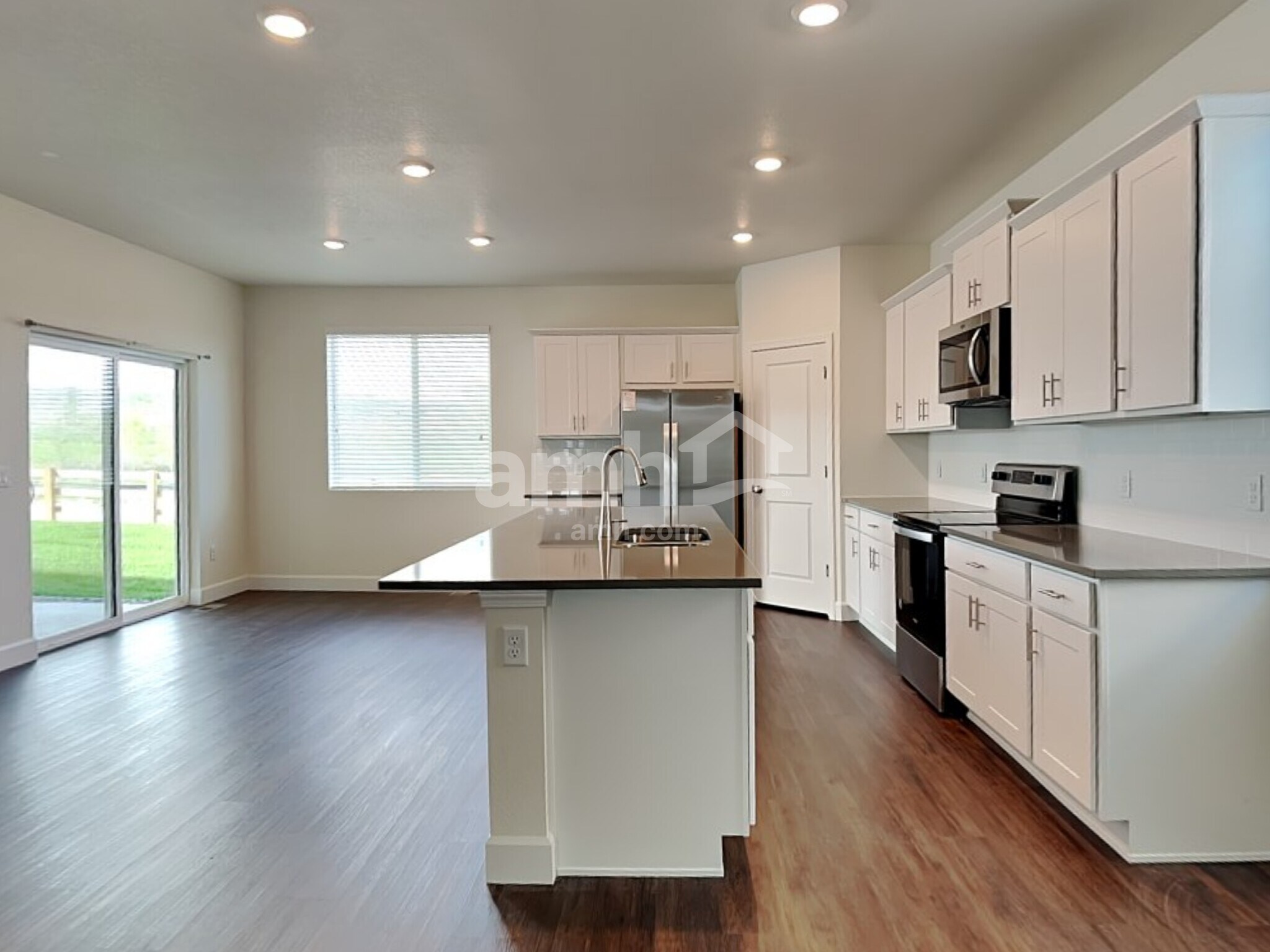 Building Photo - 8264 Joyce Cir