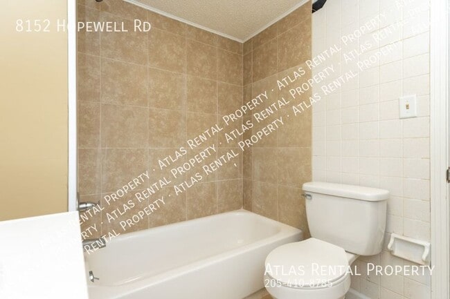 Building Photo - 8152 Hopewell Rd