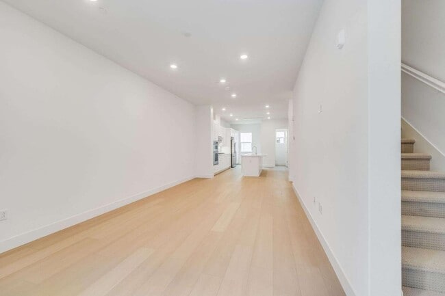 Building Photo - 202 Stone Pine Terrace