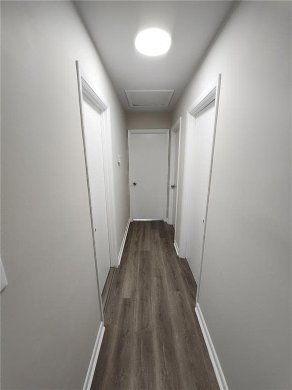 Building Photo - 5370 Longmeadow Ln