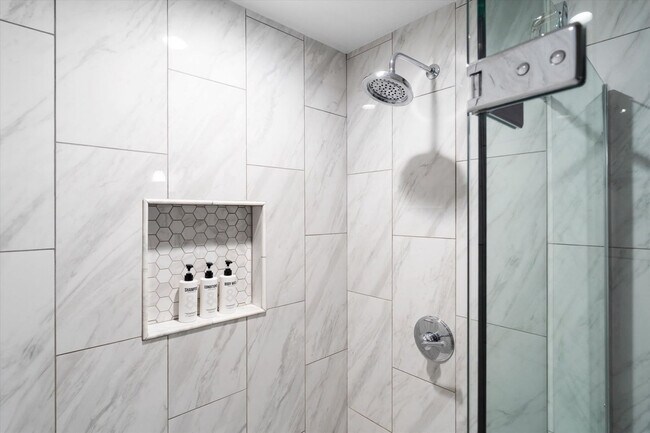 Building Photo - 16310 N 151st Ave