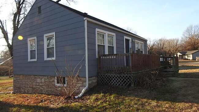 Building Photo - 3bedroom - 1 bath in Raytown