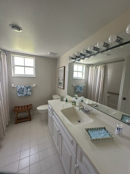 Building Photo - 740 Lake Orchid Cir