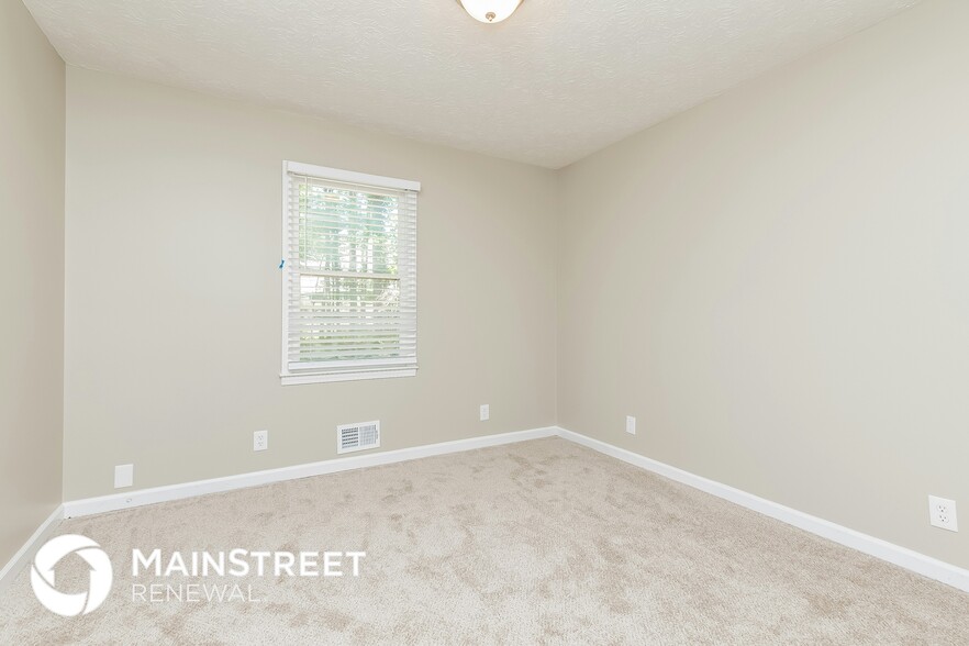 Building Photo - 3865 Westmoreland Dr NW