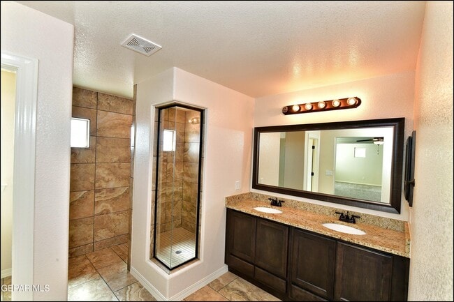 Building Photo - 2840 Tierra De Moyo Pl