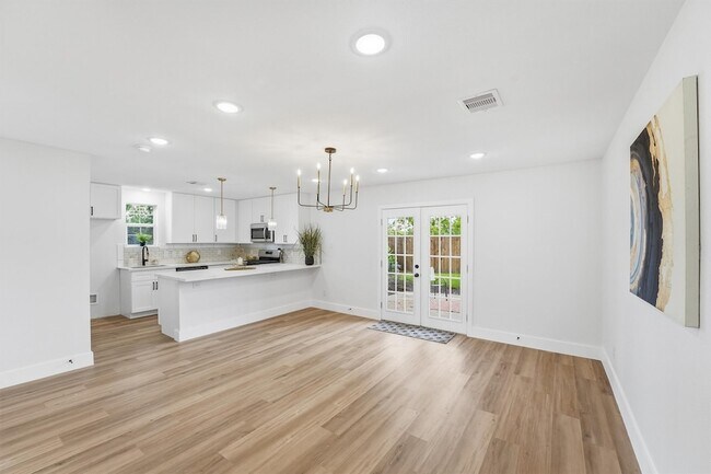 Building Photo - 3714 Brookmeade Dr