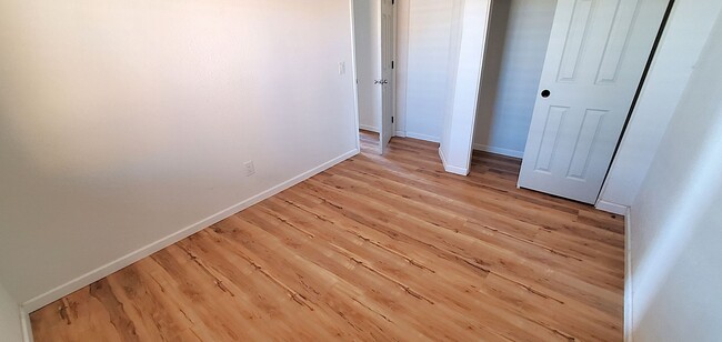 Building Photo - Beautifully 3-bedroom, 1-bathroom apartment