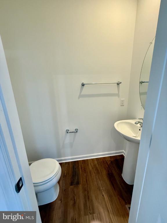 Building Photo - 79 Abigail St