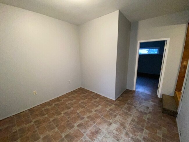 Building Photo - 3999 Poppyseed Ct