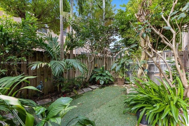 Building Photo - 12482 SW 122nd St