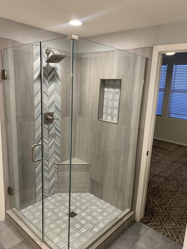 Updated shower - 15221 N Clubgate Dr