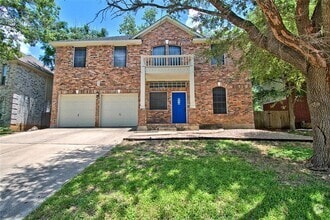 Building Photo - 2423 Falcon Dr
