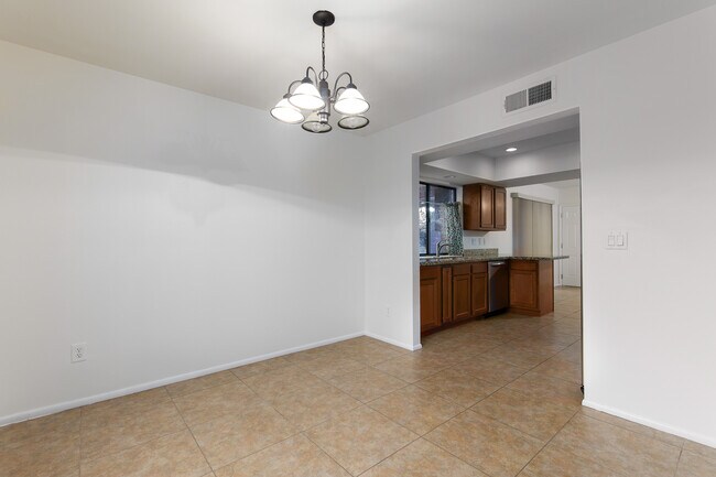 Building Photo - 7711 E 39th St