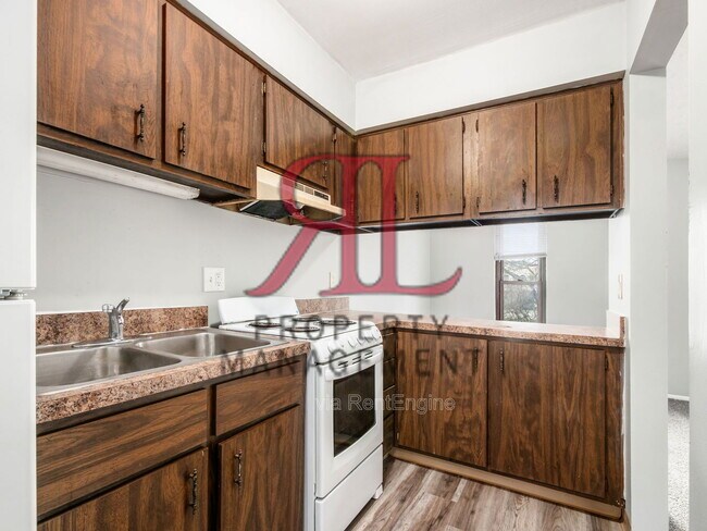 Building Photo - 155 N 17th St