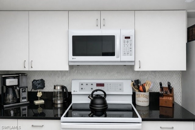 Building Photo - 6040 Pelican Bay Blvd