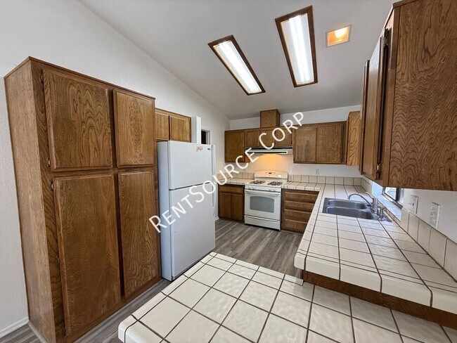 Building Photo - 14229 Winchester Dr