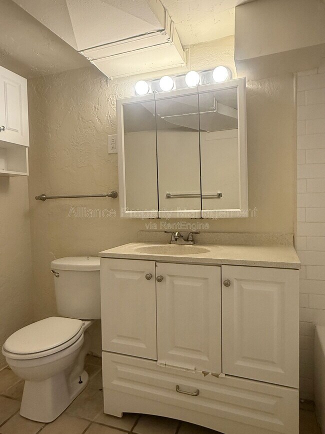 Building Photo - 322 Farragut Ave