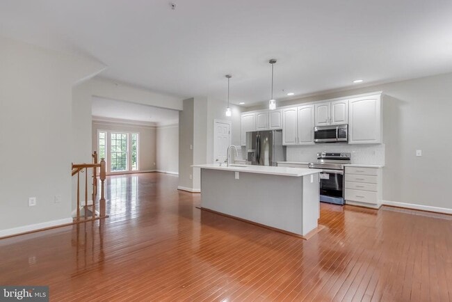 Building Photo - 18001 Foxworth Ct