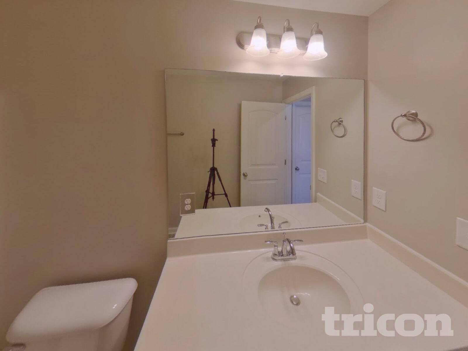 Building Photo - 622 Crooked Crk