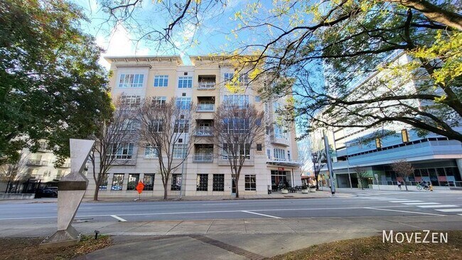 Building Photo - 317 W Morgan St