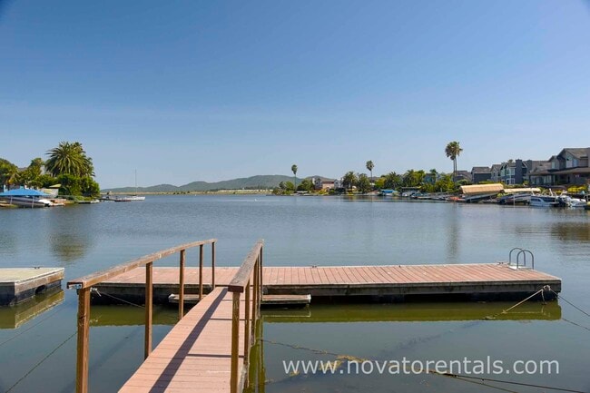 Building Photo - 986 Bel Marin Keys Blvd