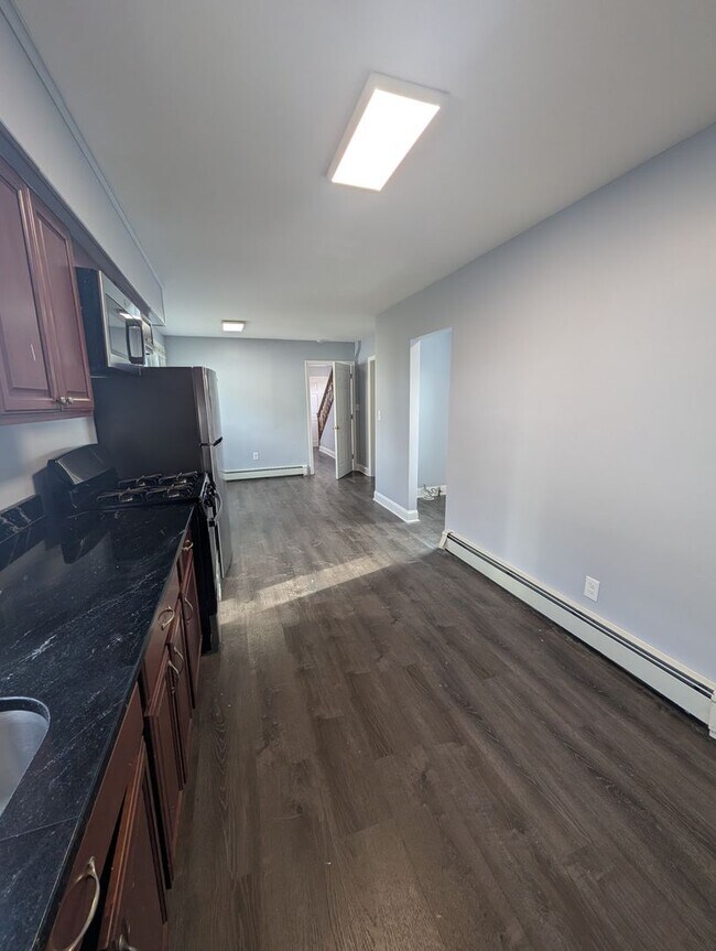 Building Photo - 234 Fisher Ave