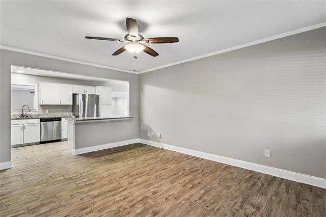 Building Photo - 1517 Ridgecrest Dr